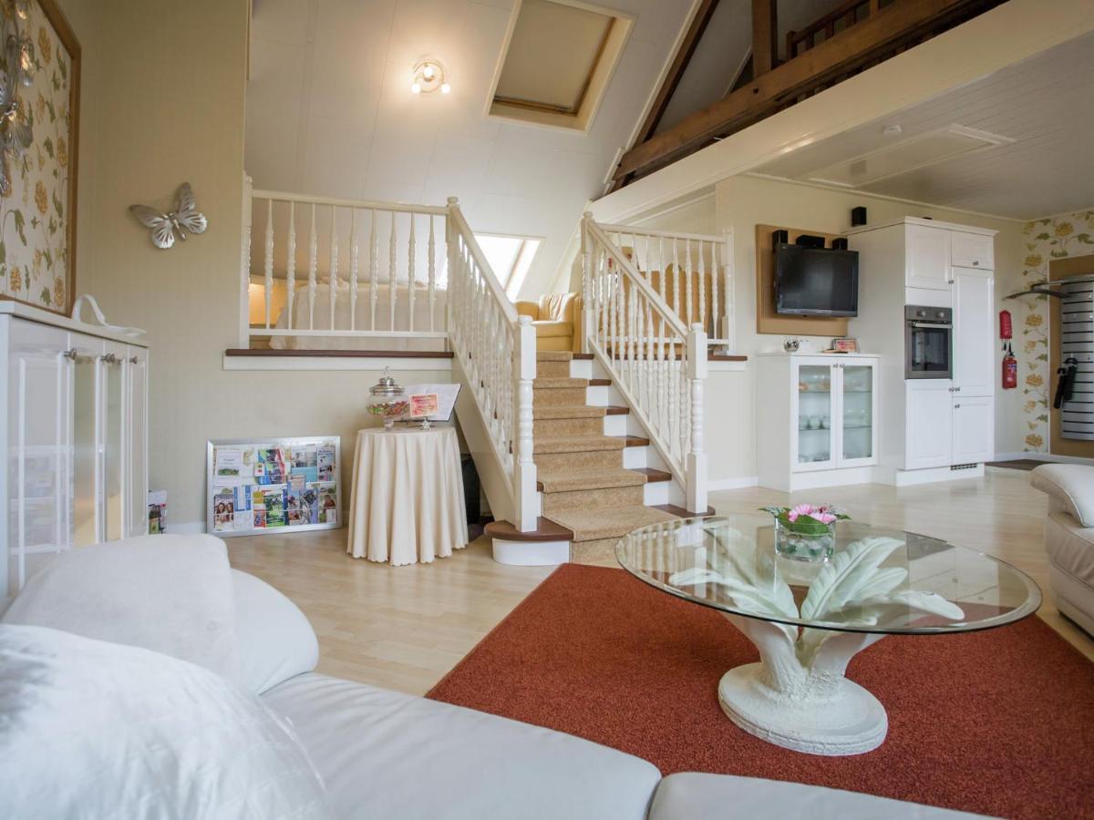 Boutique Apartment In Ritthem With Terrace 外观 照片